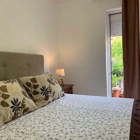 Apartmani Krgušić Tivat Bagian luar foto
